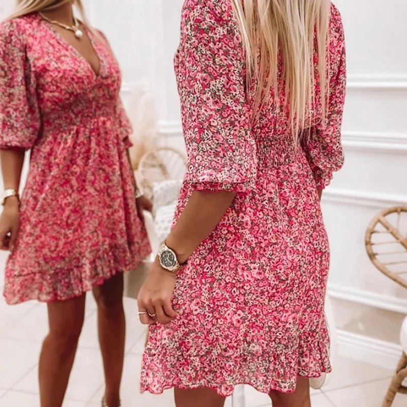 "Nyssa | Kvetinové Šaty" can be rewritten as "Nyssa | Floral Dress".